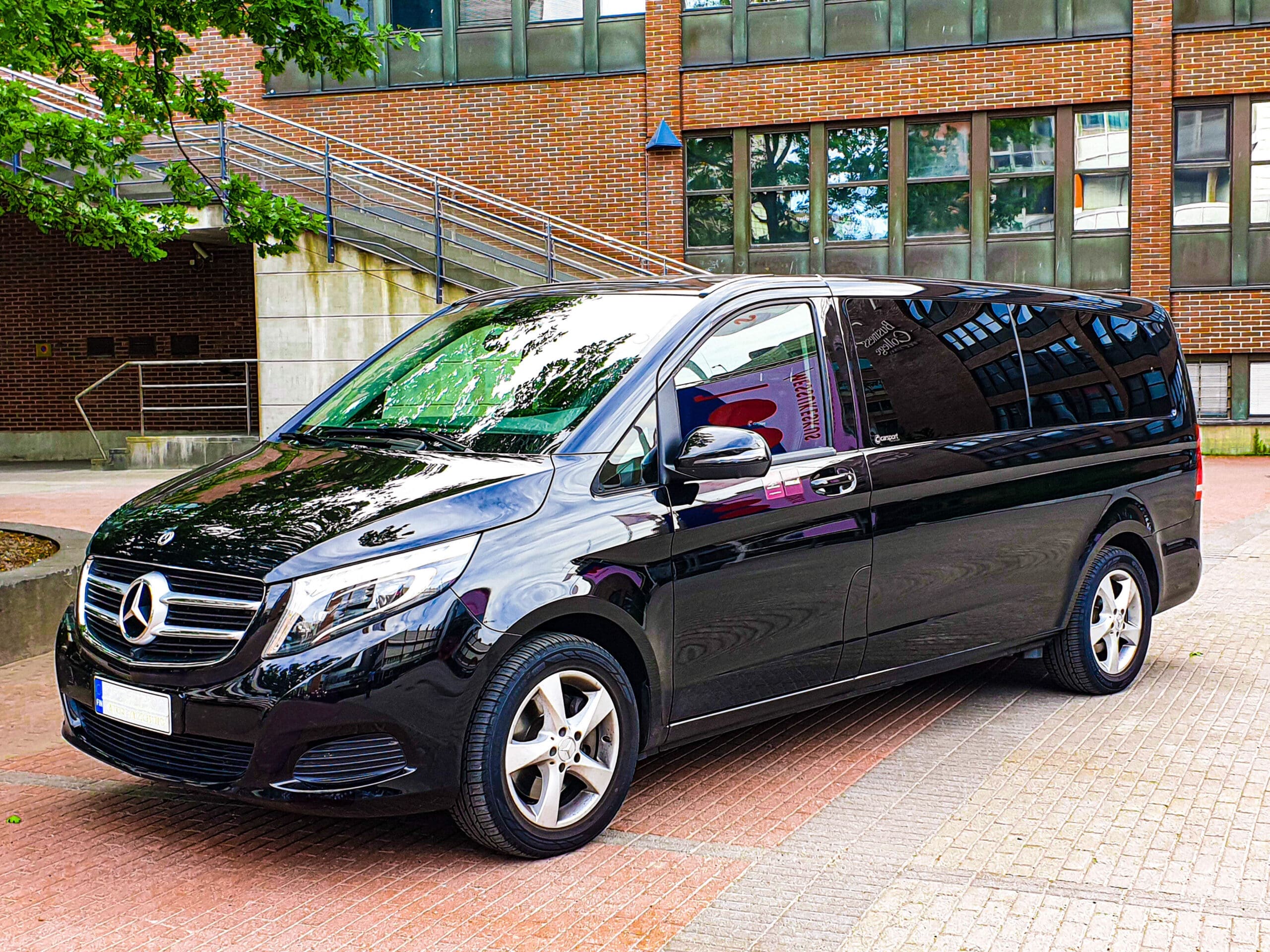 V-class-black-Helsinki